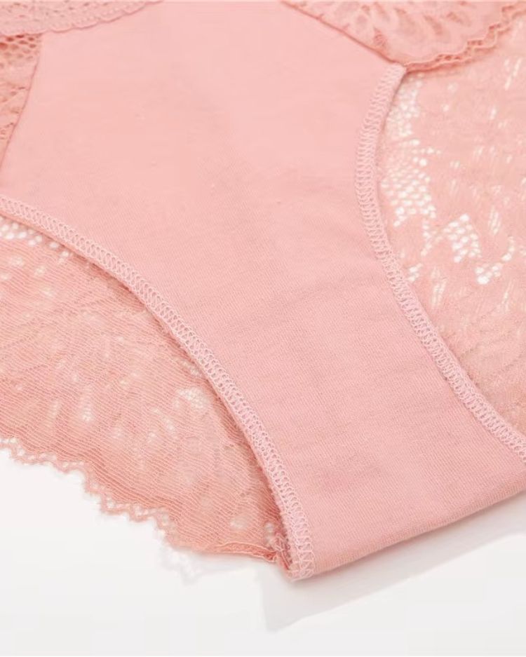 3-pack: romantische slipjes met lage taille van kant