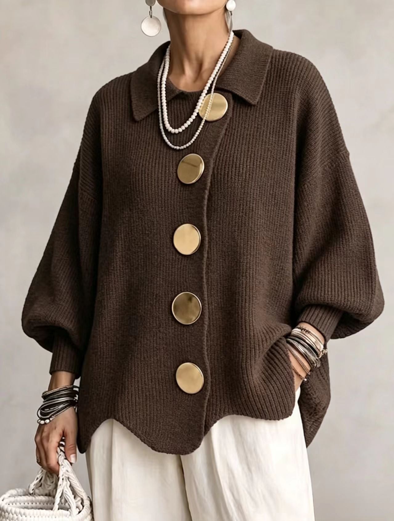 Isadora | Cardigan Oversize à Col avec Gros Boutons Métalliques