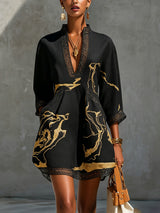 Brigitte | Mini robe noire à imprimé marbre doré et dentelle crochet
