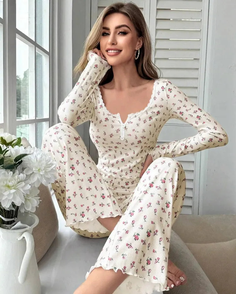 Bloemenpyjama met sla-bies