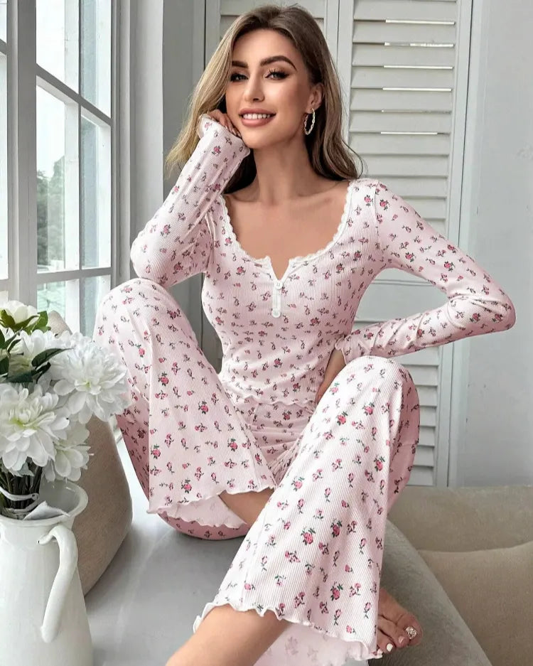 Bloemenpyjama met sla-bies