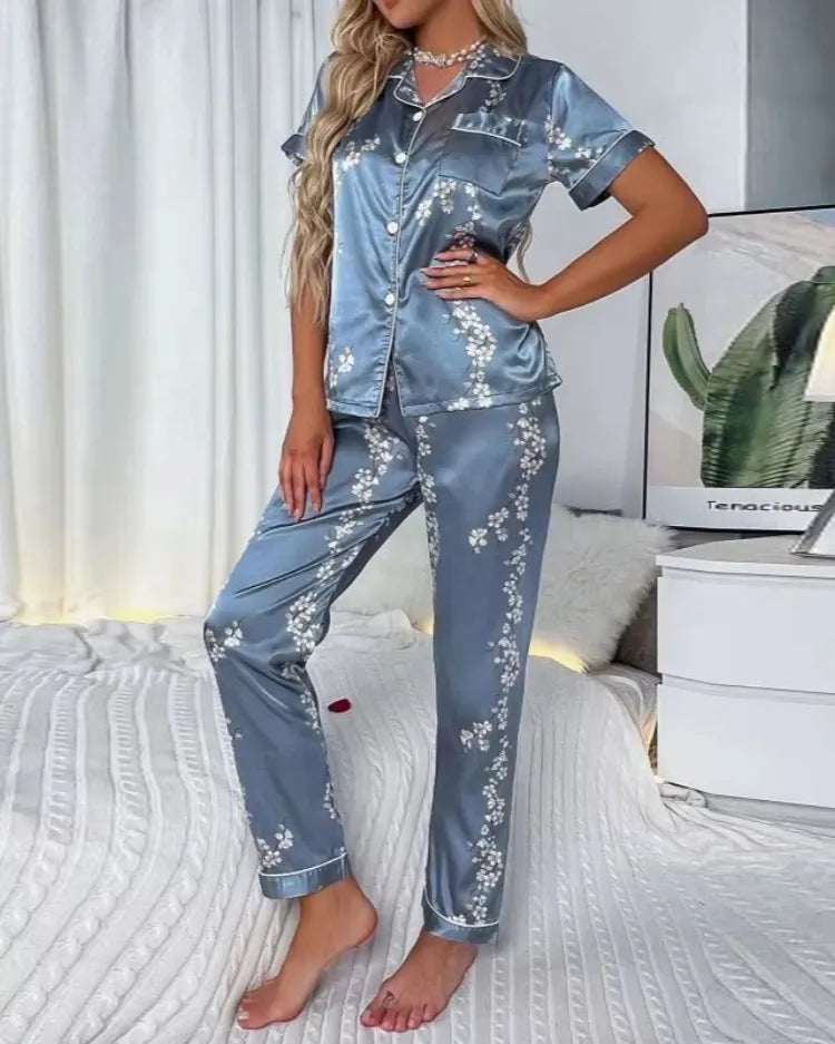 Bedrukte pyjamaset met lange mouwen