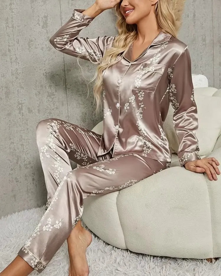 Bedrukte pyjamaset met lange mouwen