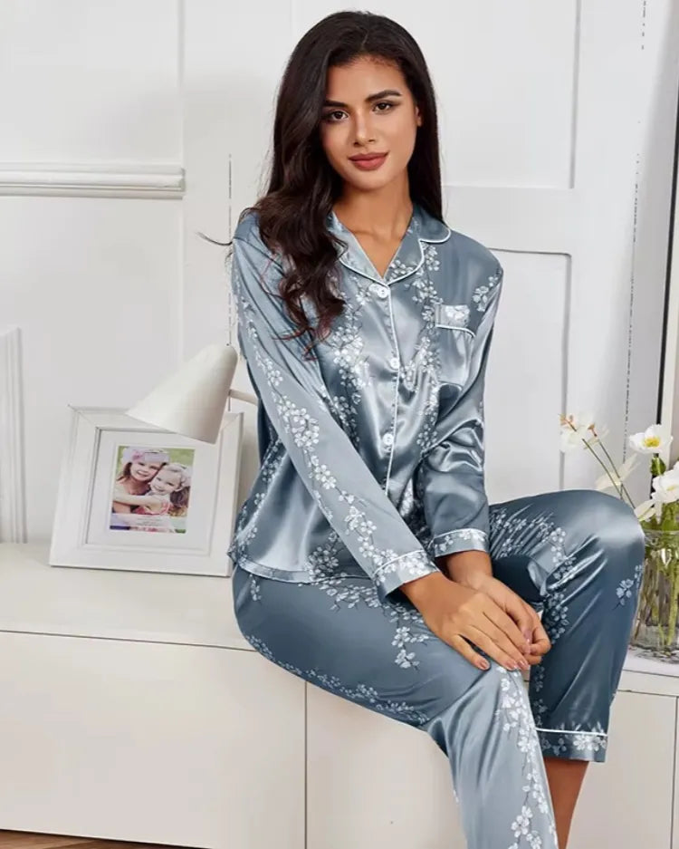 Bedrukte pyjamaset met lange mouwen