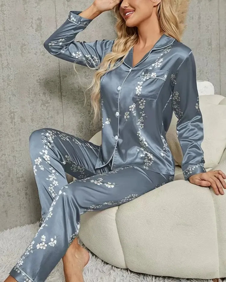 Bedrukte pyjamaset met lange mouwen