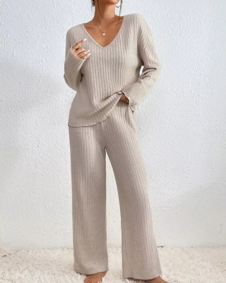 Geribde V-hals pyjamaset